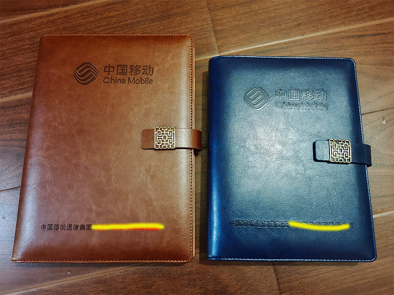 9孔棕色6孔蓝色皮正面-企业办公文具仿古窗花金属扣笔记本批量定制