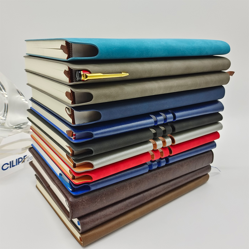 带笔插软皮记事本多色可选 - 黑色/棕色/蓝色/红色/灰色