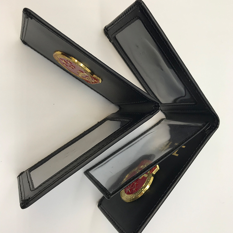 棕色牛皮工作证卡套内细节